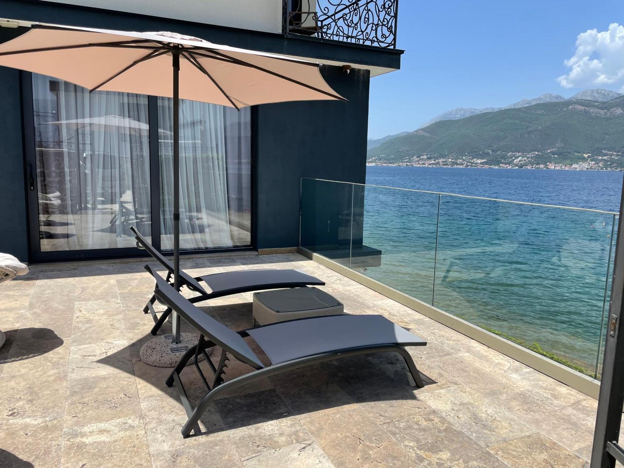 Beachfront Villa Pearl Of Adria Krasići المظهر الخارجي الصورة
